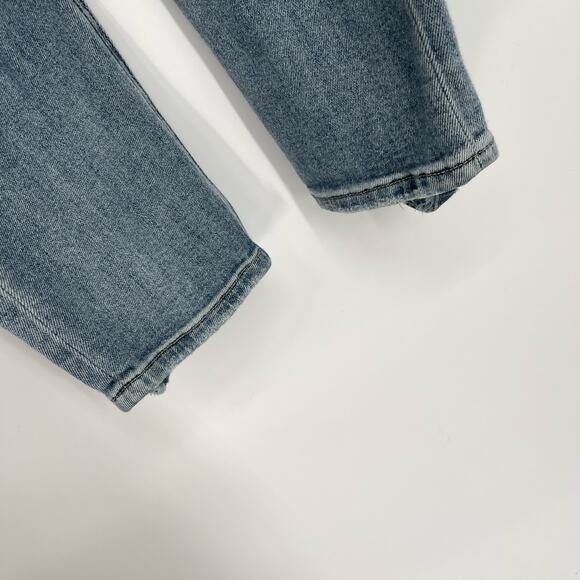 Vervet Women's Straight Leg Distressed Ripped Jeans Light Blue Wash Size 30 - Picture 4 of 11